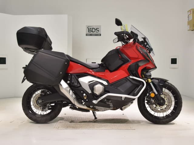 Honda X-ADV750-2