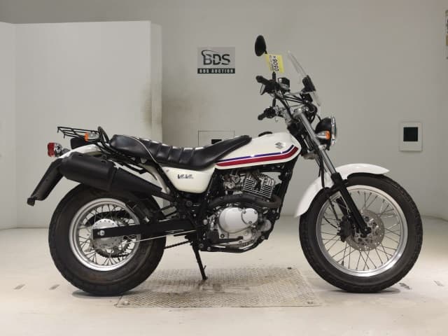 Suzuki BANBAN200