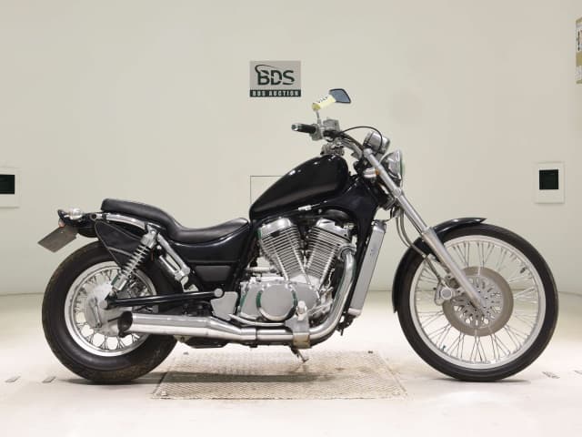 Suzuki INTRUDER400