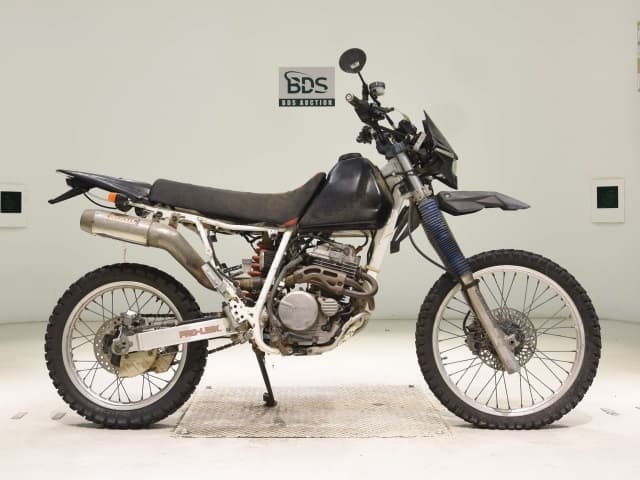Honda XLR250R-4