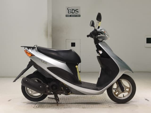 Suzuki ADDRESS V50-2