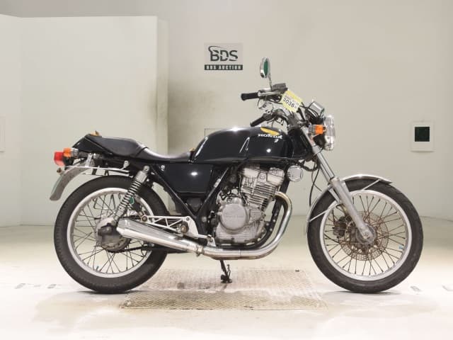 Honda GB250 CLUBMAN-2