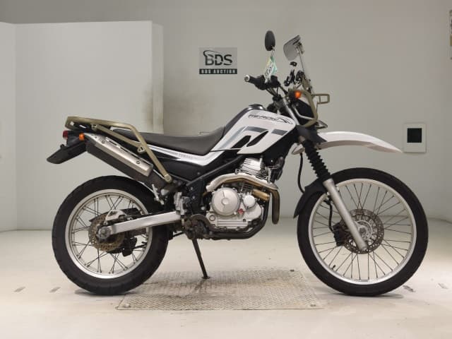 Yamaha SEROW250