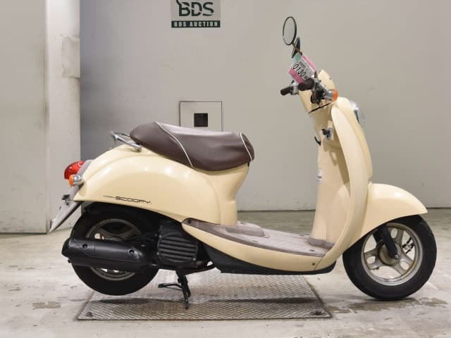 Honda CREA SCOOPY