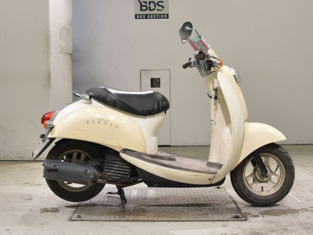 Honda CREA SCOOPY I