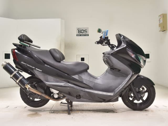 Suzuki SKYWAVE250S-2