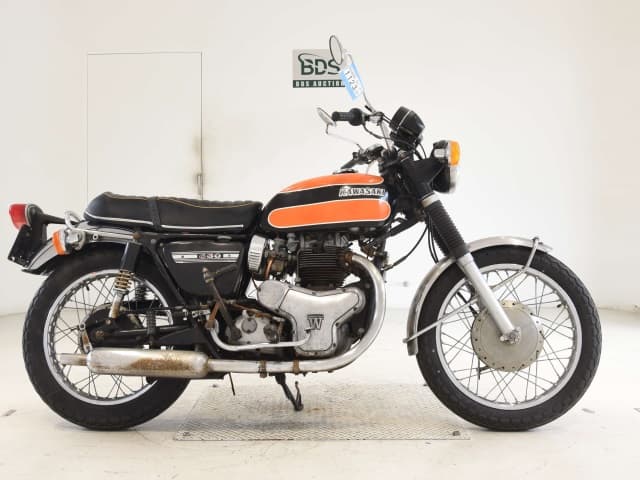 Kawasaki W3