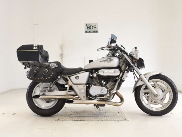 Honda MAGNA250