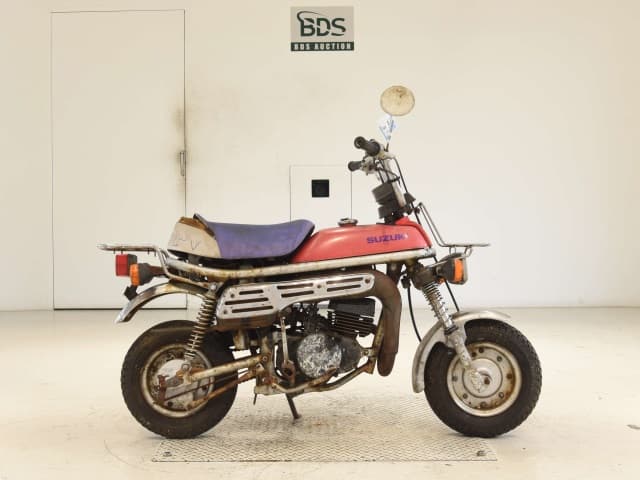 Suzuki PV50