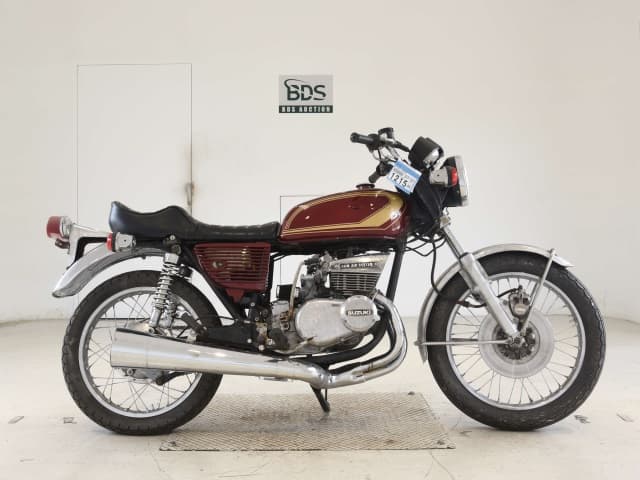 Suzuki GT380