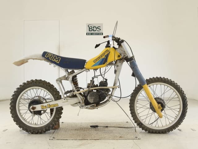 Suzuki RM125