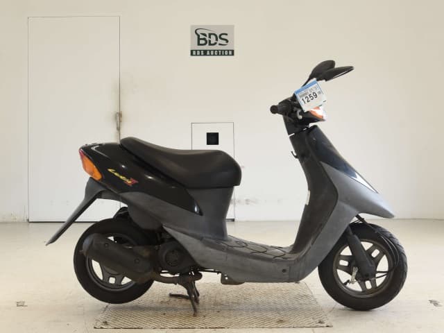 Suzuki LET`S2