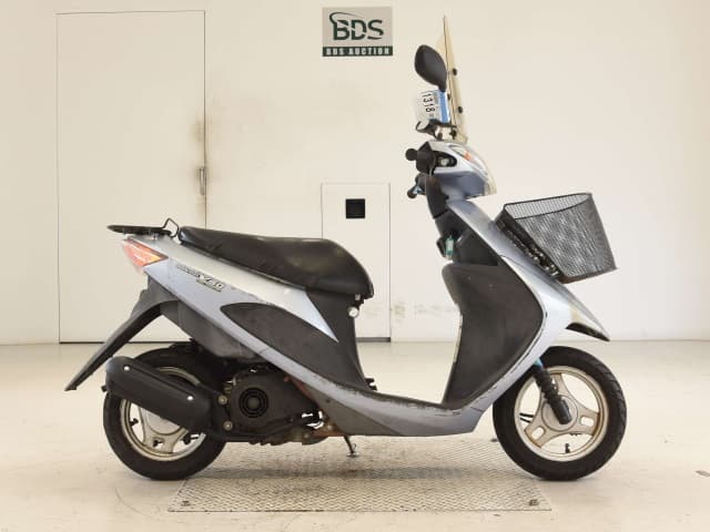 Suzuki ADDRESS V50-2