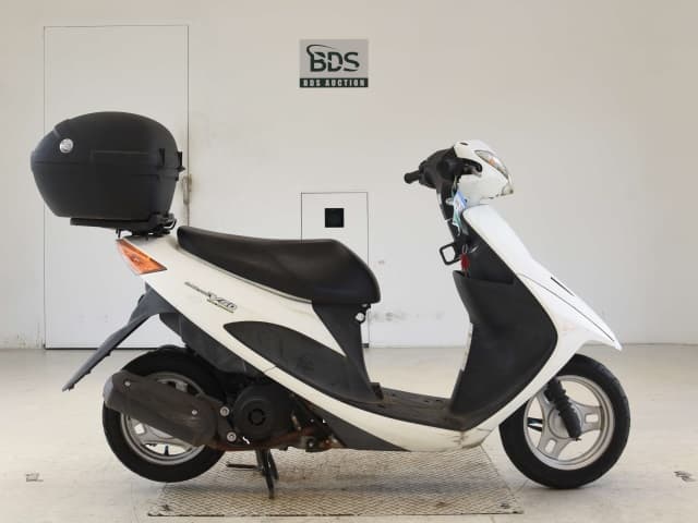 Suzuki ADDRESS V50-2