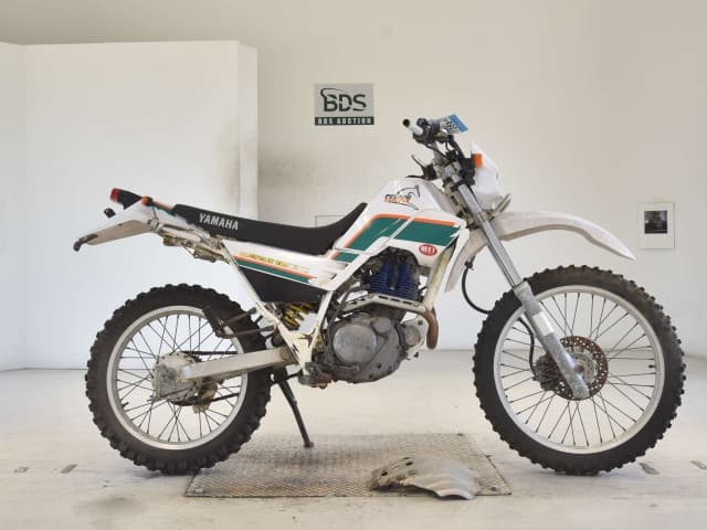 Yamaha SEROW225-2