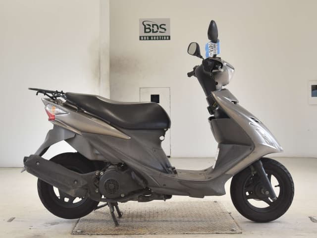 Suzuki ADDRESS V125S