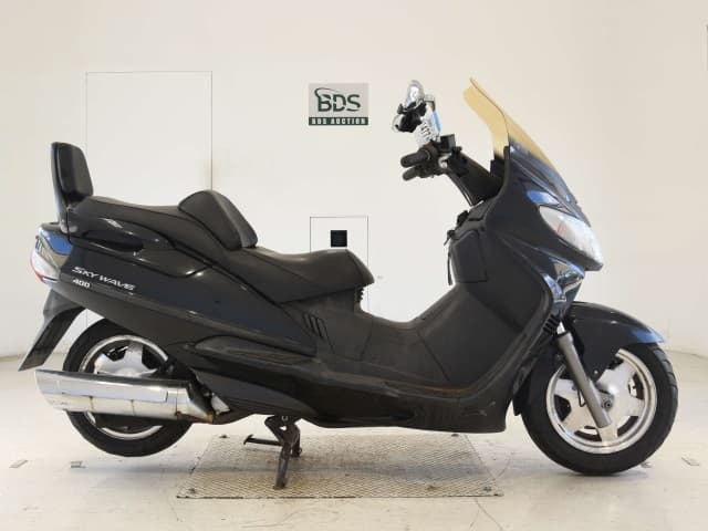 Suzuki SKYWAVE400