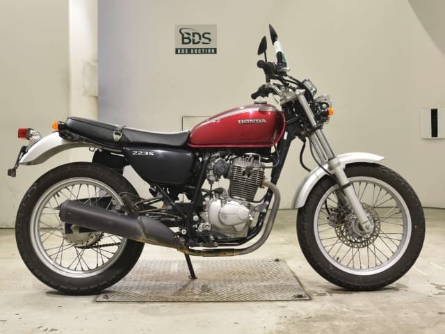 Honda CB223S