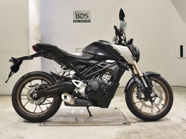 Honda CB125R-2