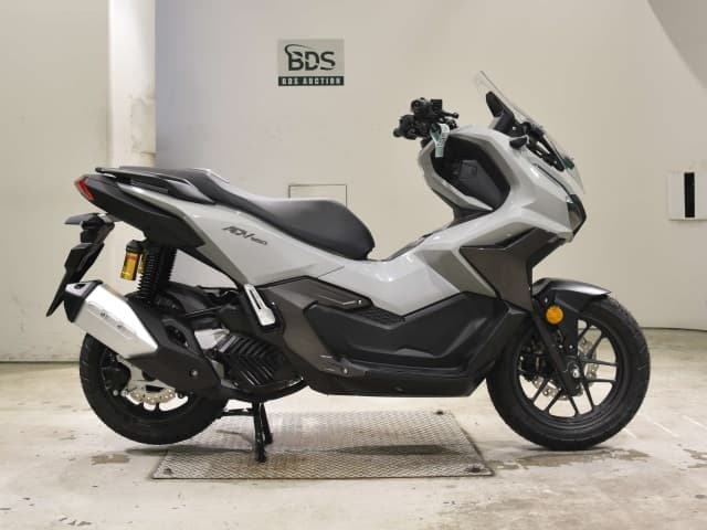 Honda ADV160