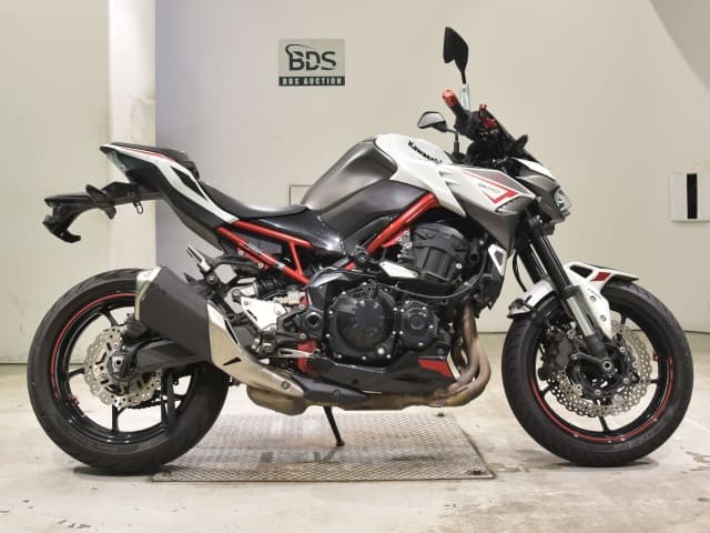 Kawasaki Z900-2
