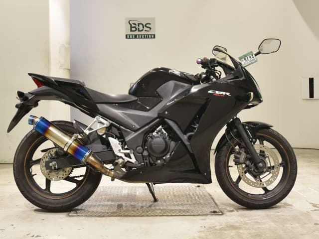 Honda CBR250R-3