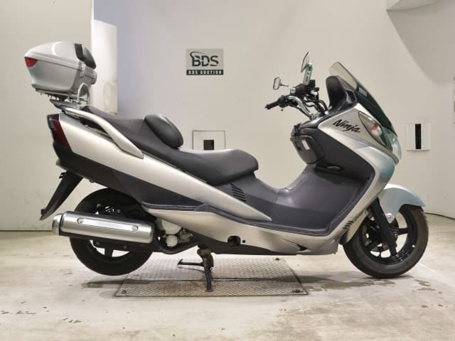 Kawasaki EPSILON250-2