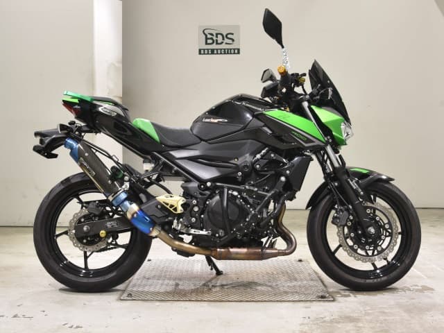 Kawasaki Z400-2