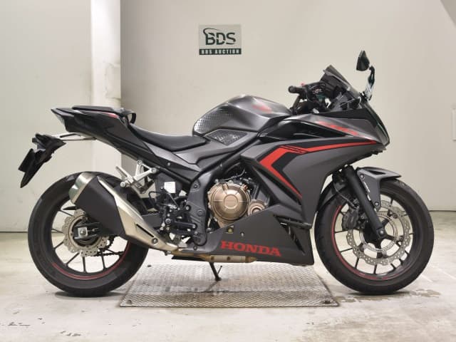 Honda CBR400R-2