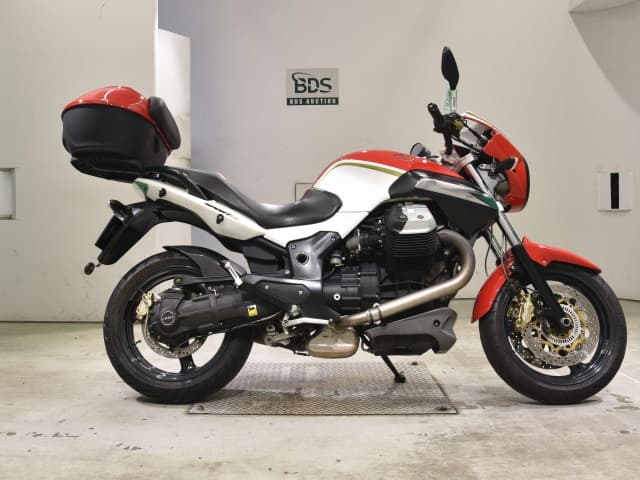 Imported MOTO GUZZI1200 SPORT4V