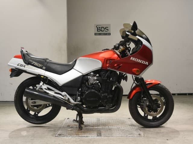 Honda CBX750Fﾎﾞﾙﾄﾞ(ｼｮﾙｲﾅｼ)