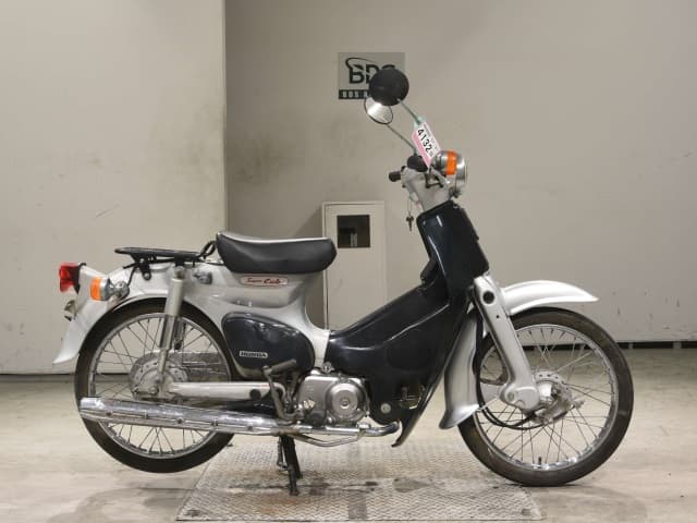 Honda C50