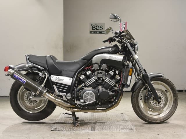 Yamaha V-MAX