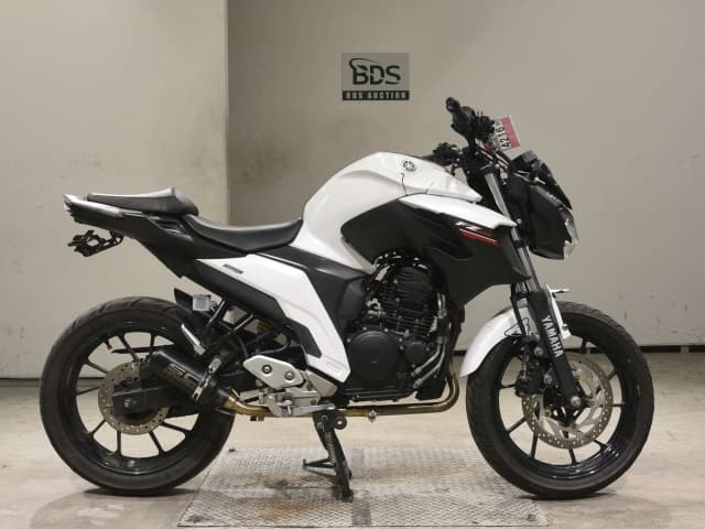Yamaha FZ25