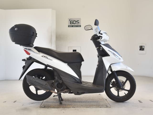 Suzuki ADDRESS110-2
