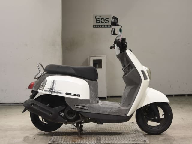 Yamaha CUXI100