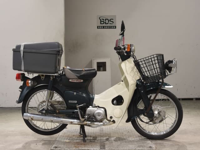 Honda C90