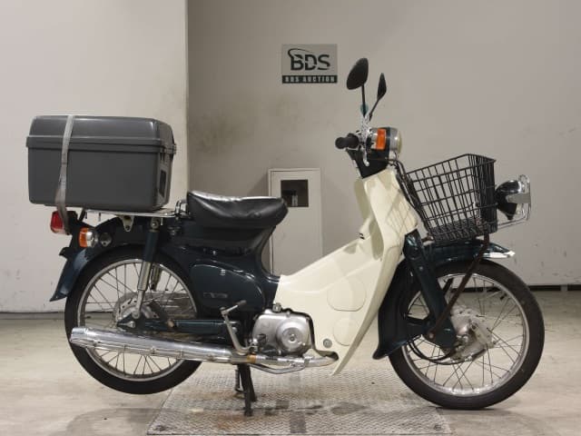 Honda C90