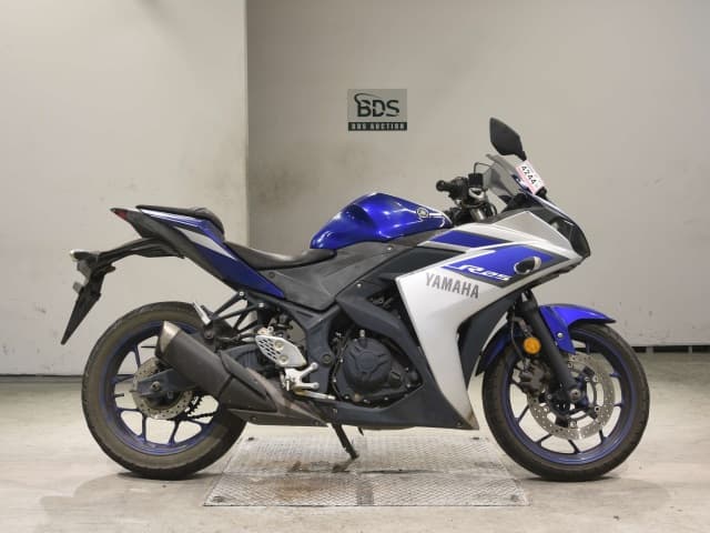 Yamaha YZF-R25