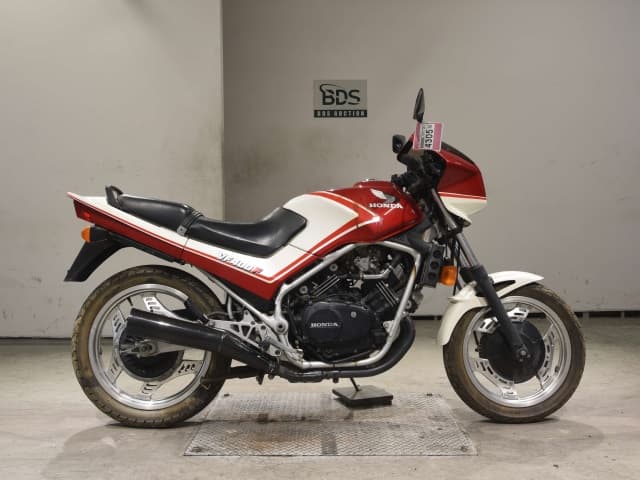 Honda VF400F