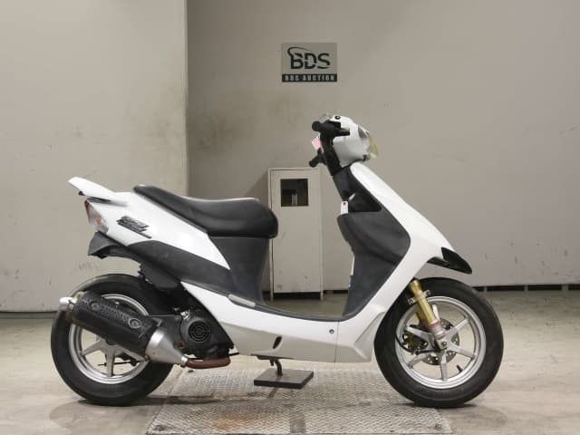 Suzuki ZZ