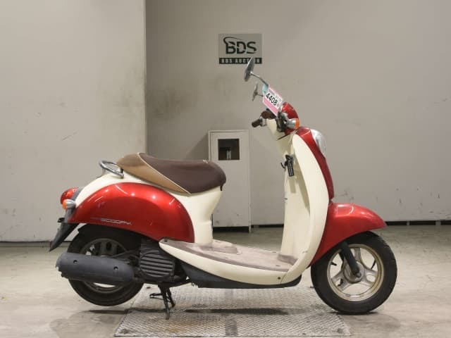 Honda CREA SCOOPY I