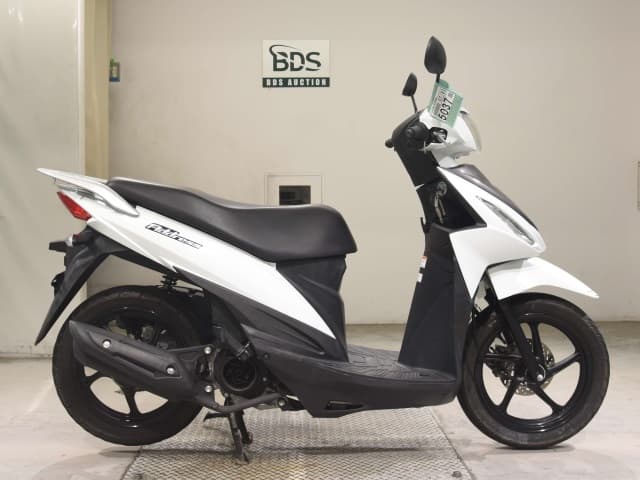 Suzuki ADDRESS110-2