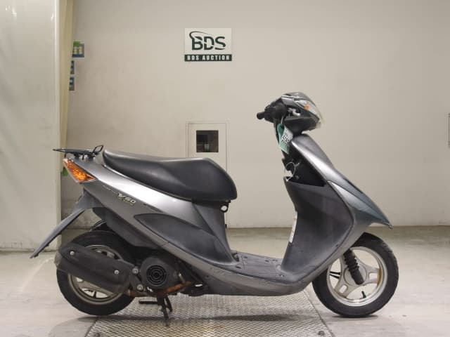 Suzuki ADDRESS V50-2
