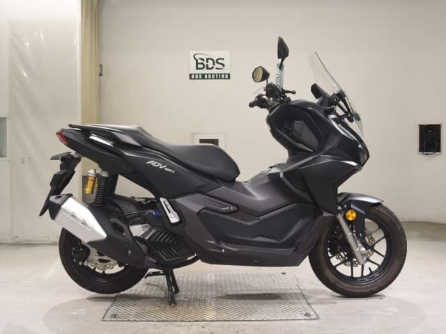 Honda ADV160