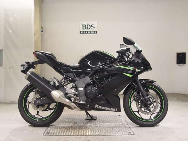 Kawasaki NINJA250SL