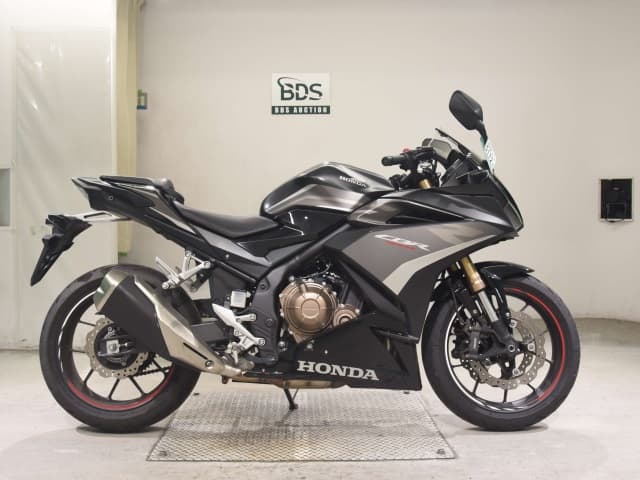 Honda CBR400R-2