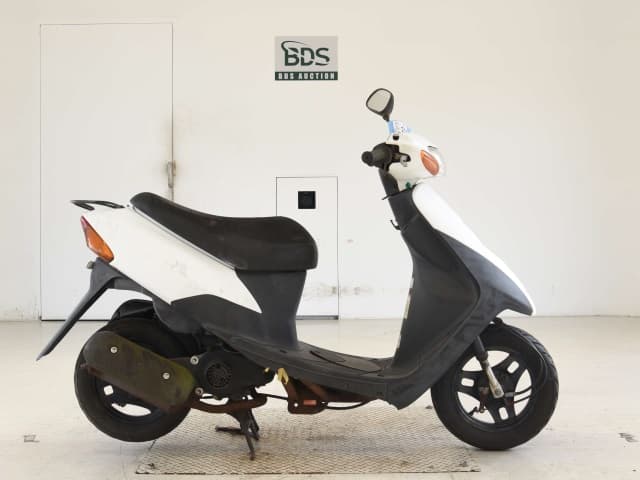 Suzuki LET`S2