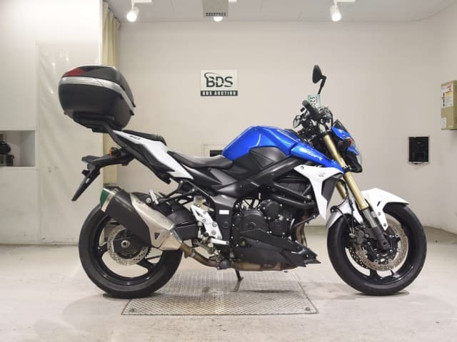 Suzuki GSR750A