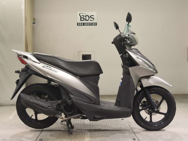 Suzuki ADDRESS110-2